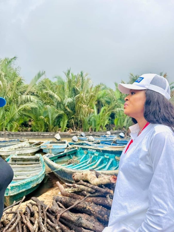 Visit to Idua community, Marina.